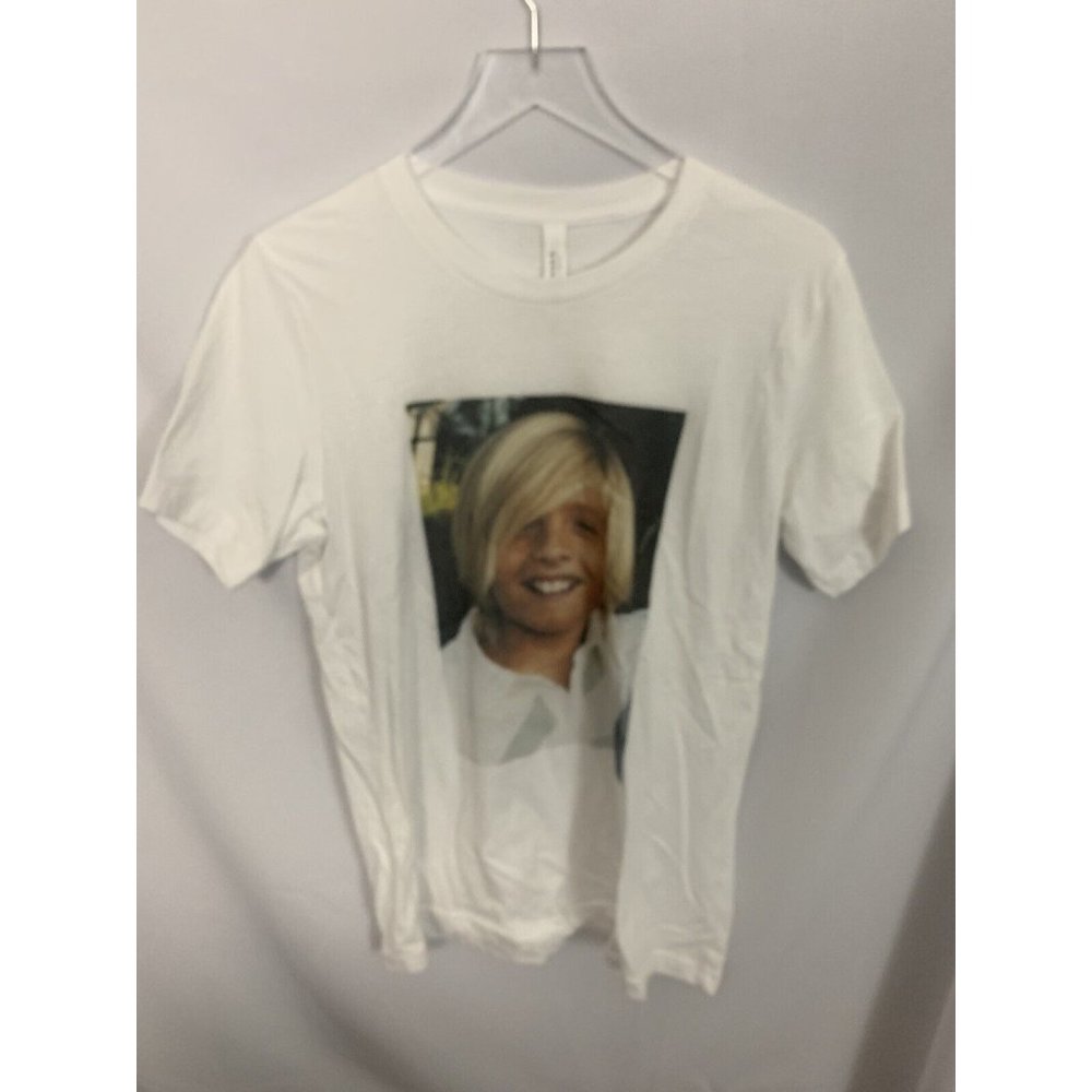 Young Kurt Cobain Nirvana Graphic M Men’s T Shirt